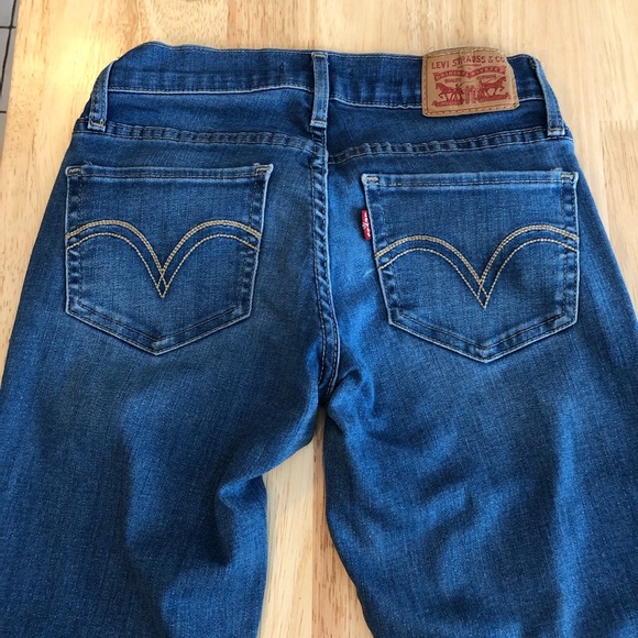 Levi's 524 Skinny Jean Medium Wash Denim - Picture 3 of 6